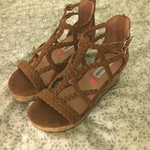 Steve Madden platform wedge sandal, Size 3.